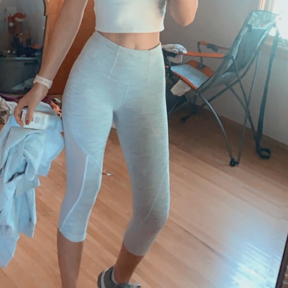 Lululemon cropped pant - Picture 4 of 4